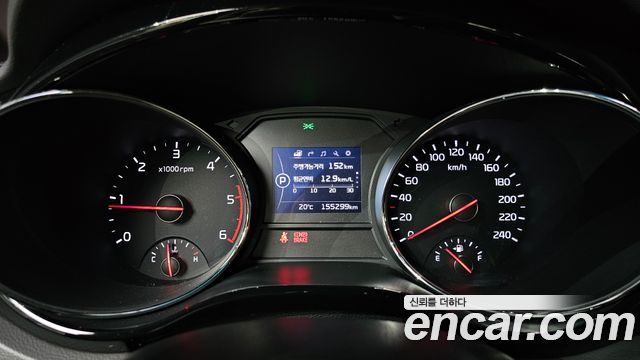 Kia Canival 2017 — photo 11