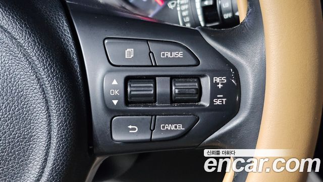 Kia Canival 2017 — photo 23