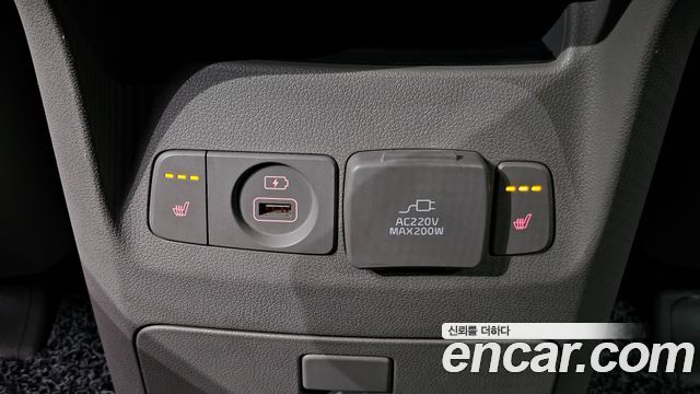 Kia Canival 2017 — photo 29