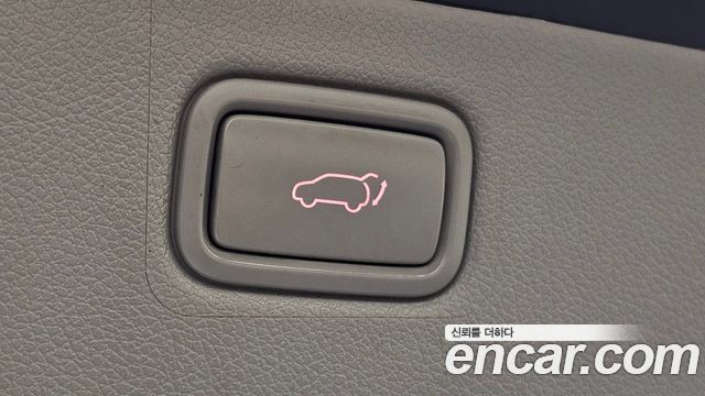 Kia Canival 2017 — photo 31