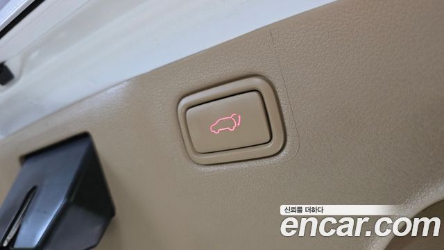 Kia Canival 2019 — photo 31