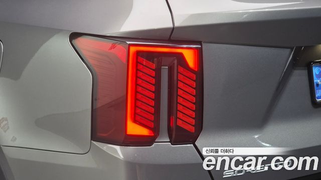 Kia Sorento 2024 — photo 9