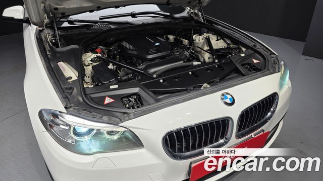 BMW 5-Series 2015 — photo 6