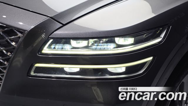 Genesis GV80 2020 — photo 8