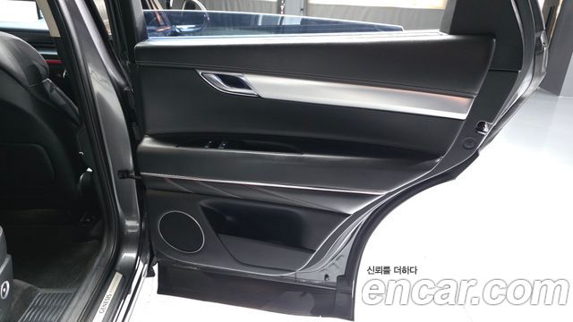 Genesis GV80 2020 — photo 15