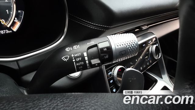 Genesis GV80 2020 — photo 29