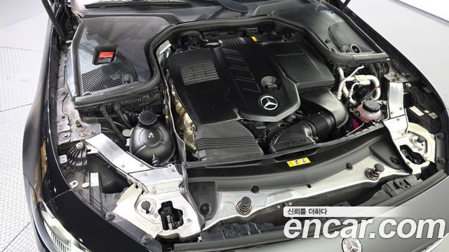Mercedes-Benz CLS-Class 2022 — photo 6