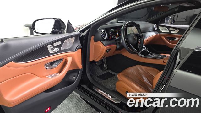 Mercedes-Benz CLS-Class 2022 — photo 13