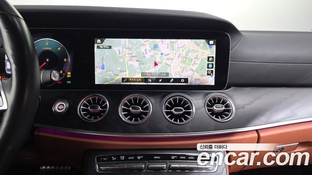 Mercedes-Benz CLS-Class 2022 — photo 20