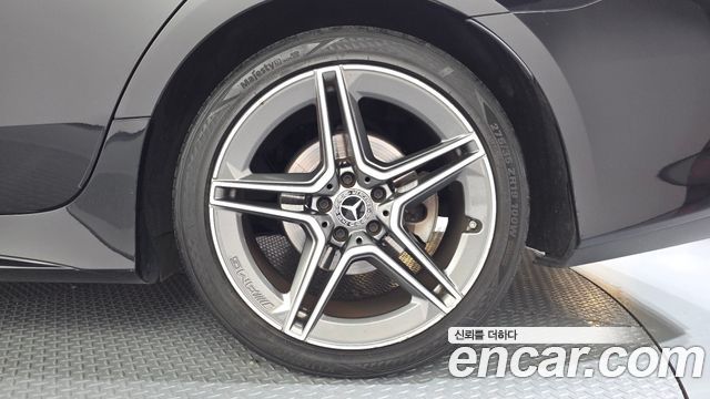 Mercedes-Benz CLS-Class 2022 — photo 7