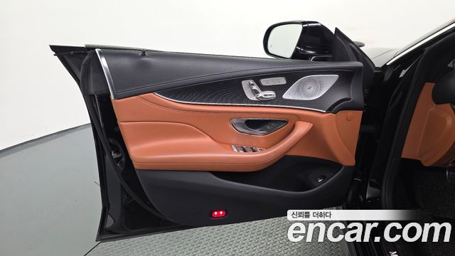Mercedes-Benz CLS-Class 2022 — photo 14