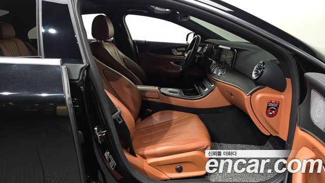 Mercedes-Benz CLS-Class 2022 — photo 16