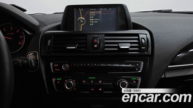 BMW 1-Series 2014 — photo 14