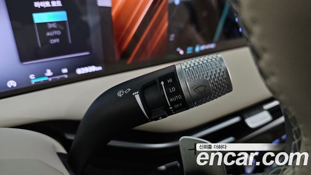 Genesis G80 2025 — photo 28