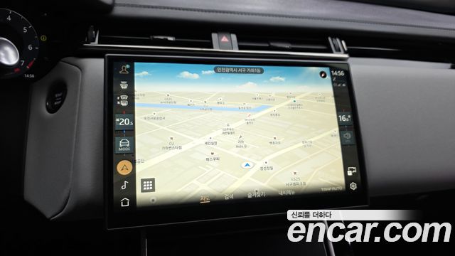 Land Rover Range Rover Velar 2026 — photo 21