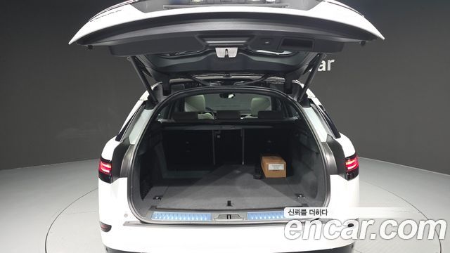 Land Rover Range Rover Velar 2026 — photo 26