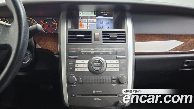 Renault Korea SM5  2010 — photo 12