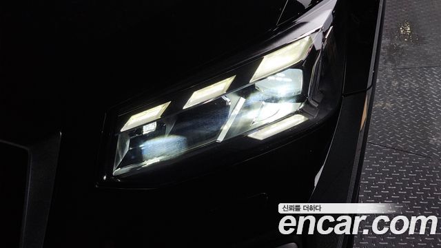 Audi Q2 2023 — photo 8