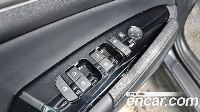 Kia Sportage 2022 — photo 19