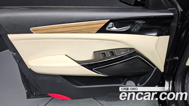 Kia K7 2017 — photo 14