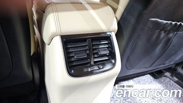 Kia K7 2017 — photo 33