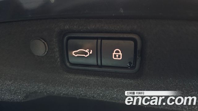 Kia K7 2017 — photo 35
