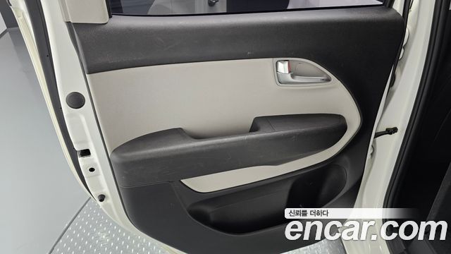 Kia RAY 2022 — photo 15
