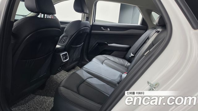 Kia K5 2021 — photo 25