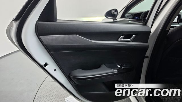 Kia K5 2021 — photo 15