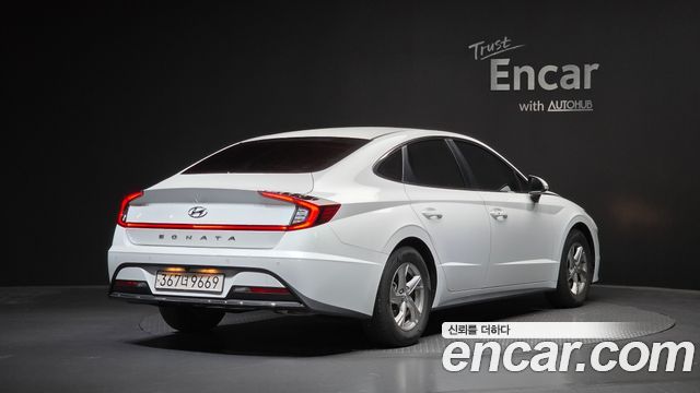 Hyundai Sonata 2022 — photo 2