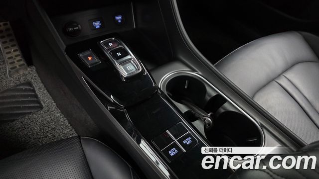 Hyundai Sonata 2022 — photo 12