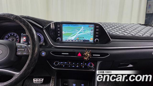Hyundai Sonata 2022 — photo 20