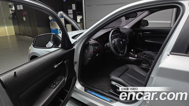 BMW 1-Series 2015 — photo 10