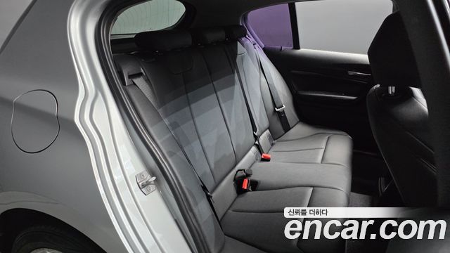 BMW 1-Series 2015 — photo 12