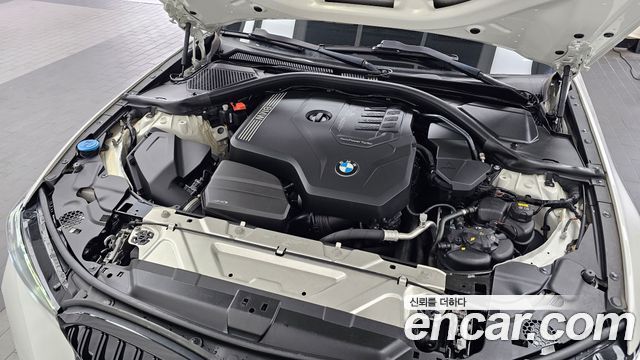 BMW 3-Series 2019 — photo 6