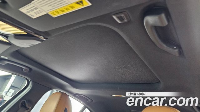 BMW 3-Series 2019 — photo 25