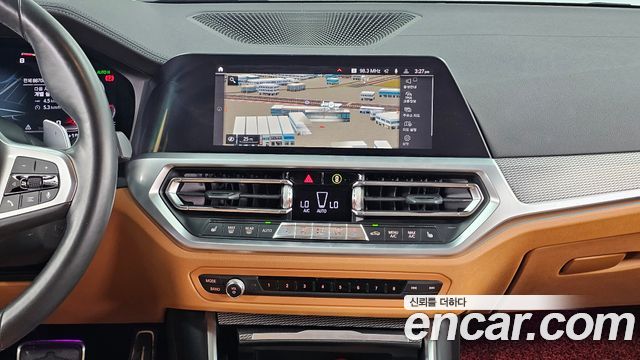 BMW 3-Series 2019 — photo 27