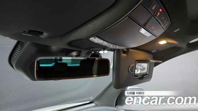 Mercedes-Benz GLC-Class 2022 — photo 15