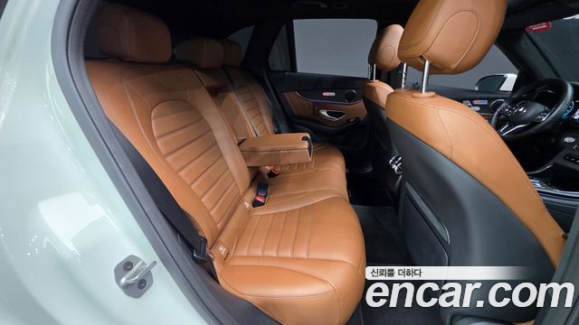 Mercedes-Benz GLC-Class 2022 — photo 19
