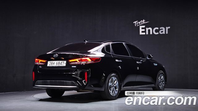 Kia K5 2019 — photo 2