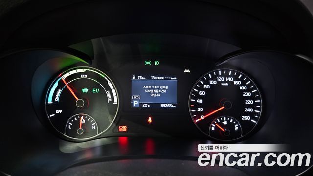 Kia K5 2019 — photo 11