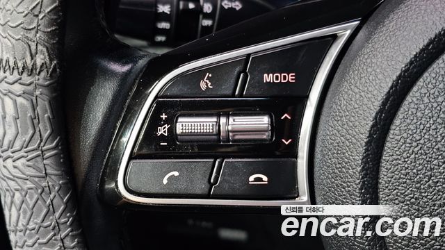 Kia K5 2019 — photo 22