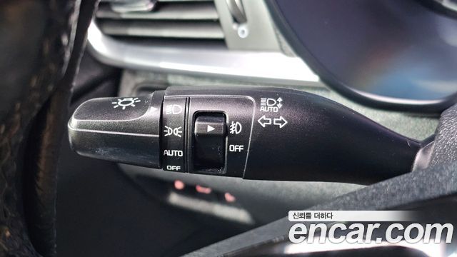 Kia K5 2019 — photo 24