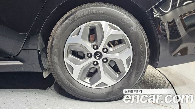 Kia K5 2019 — photo 7