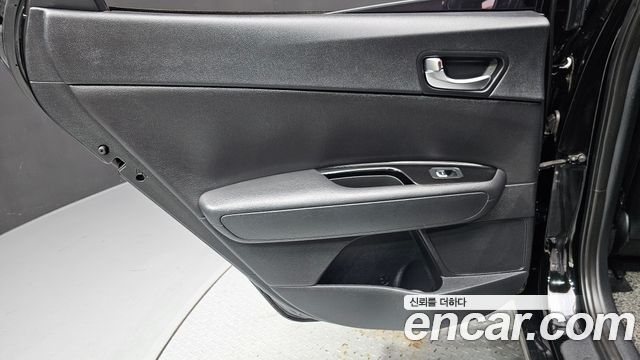 Kia K5 2019 — photo 15