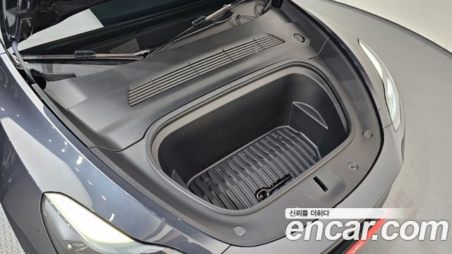 Tesla Model Y 2024 — photo 6