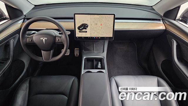 Tesla Model Y 2024 — photo 10