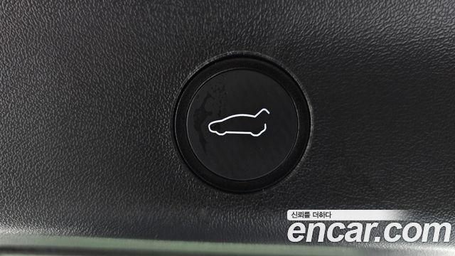 Tesla Model Y 2024 — photo 24
