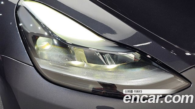 Tesla Model Y 2024 — photo 8