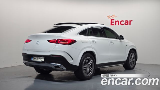 Mercedes-Benz GLE-Class 2021 — photo 2